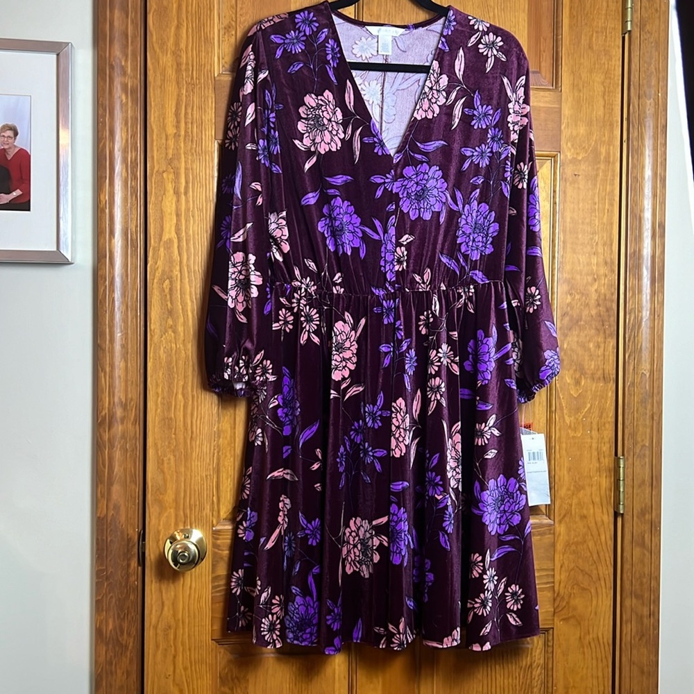 Women's Size Large Velvet Long-Sleeve Purple Print Dress By London Times-NWT
